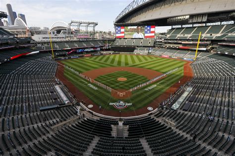 MLB Ballpark .